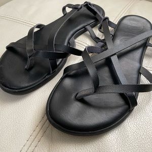 Black strappy sandals